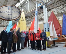 Presenting the award to Classic Boat Museum, Cowes